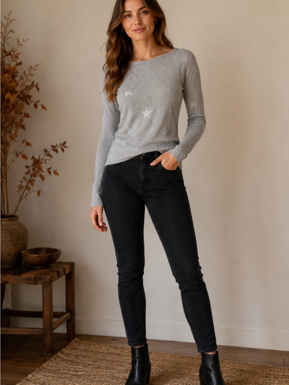 Grey fitted long sleeve with stars